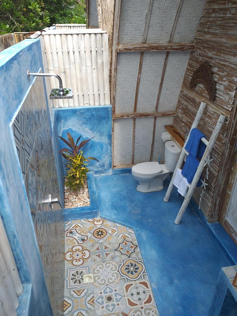 Casa Azzurra Bed & Breakfast Gili Air Bagian luar foto