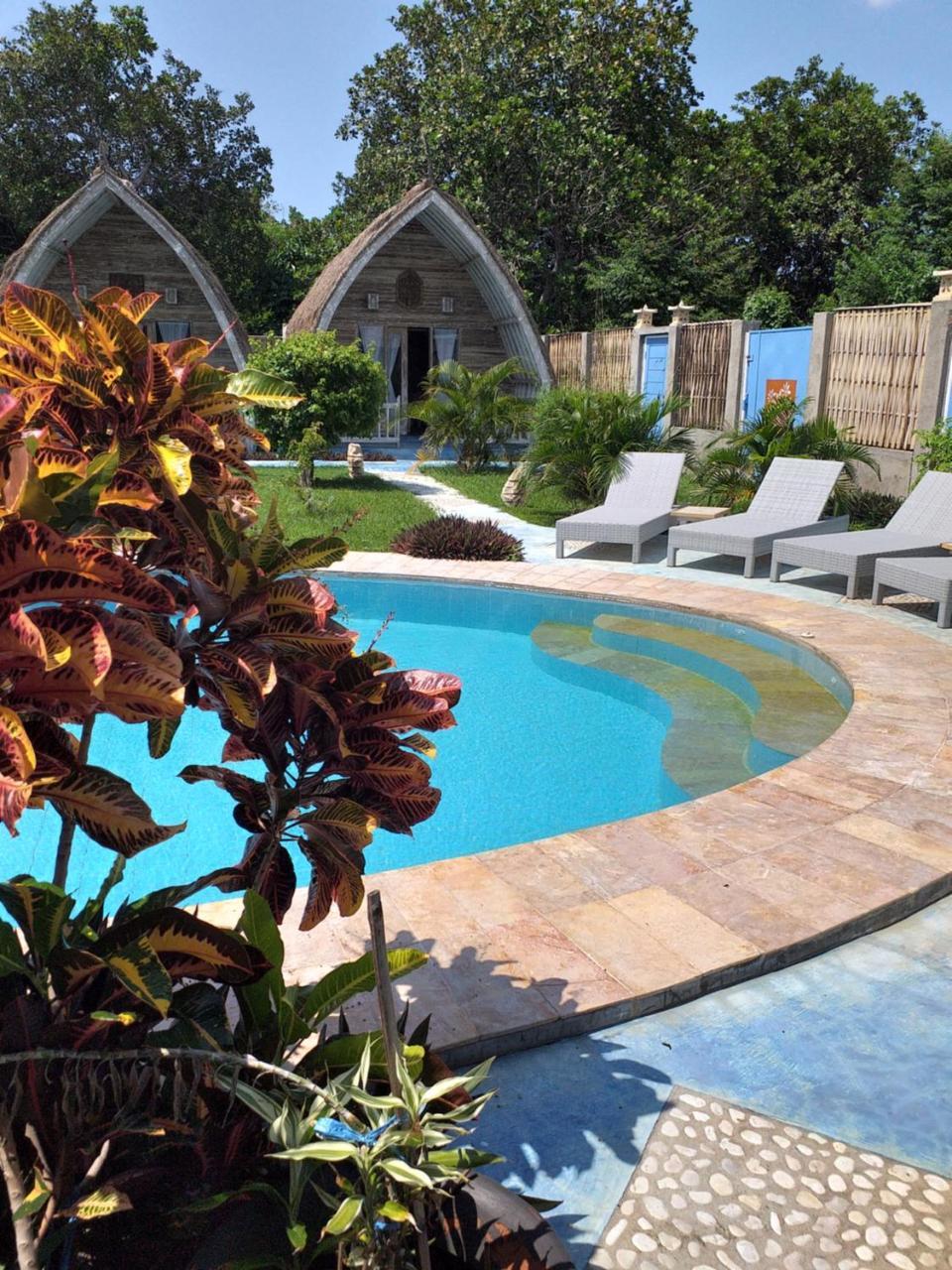 Casa Azzurra Bed & Breakfast Gili Air Bagian luar foto