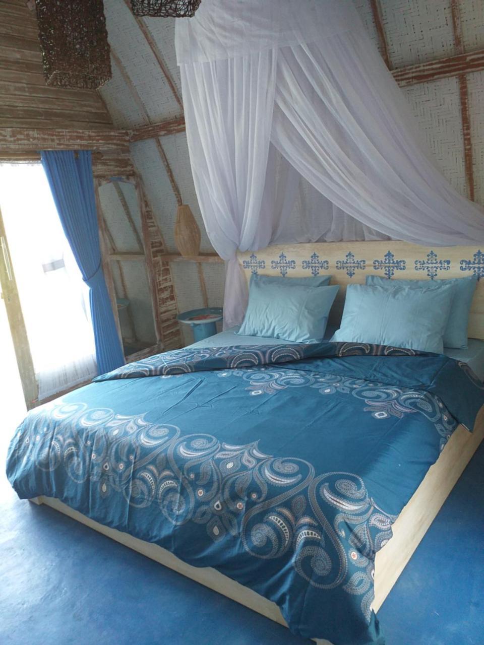 Casa Azzurra Bed & Breakfast Gili Air Bagian luar foto